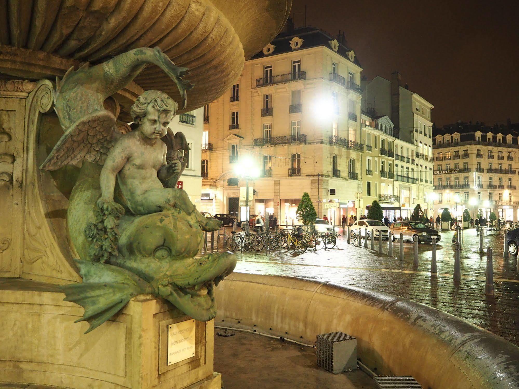 Splendid Hotel Grenoble Centre Gare ภายนอก รูปภาพ