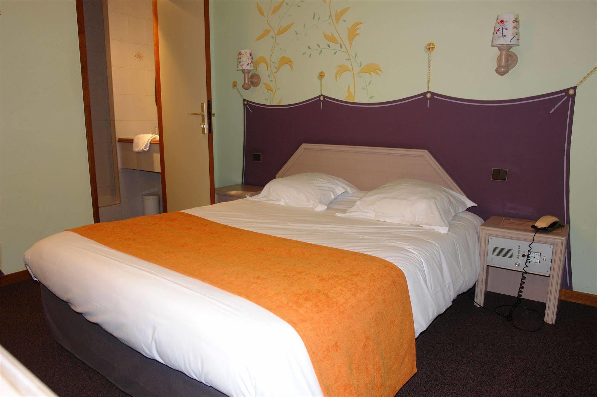 Splendid Hotel Grenoble Centre Gare ภายนอก รูปภาพ